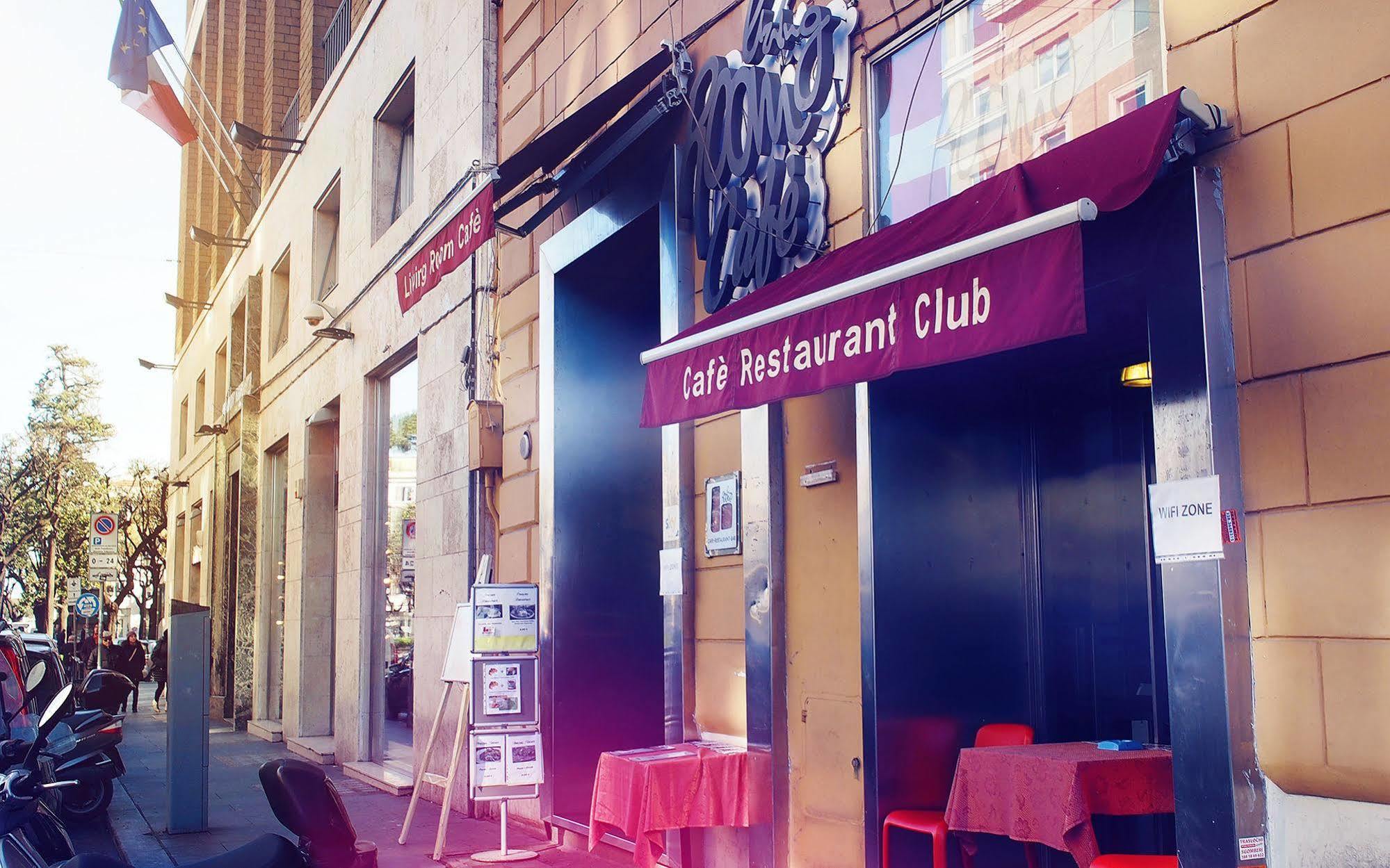 M&J Place Hostel Rom Exterior foto